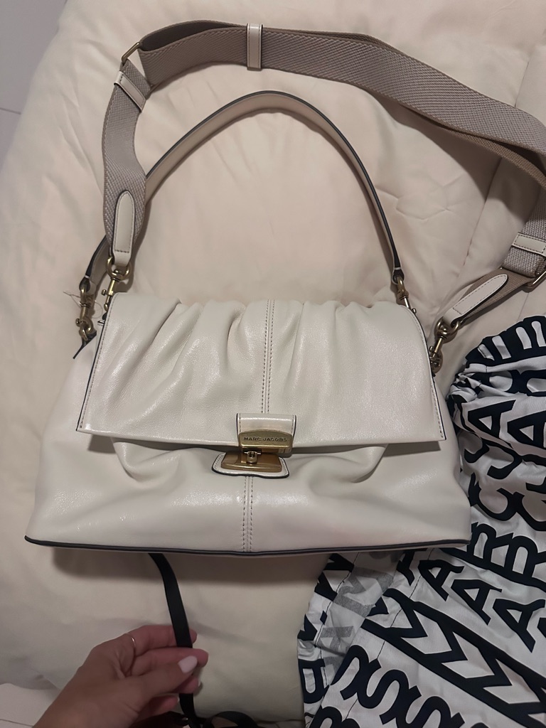 Marc Jacobs âThe MessengerâLeather Fold-Over Shoulder Bag With Detachable Strap